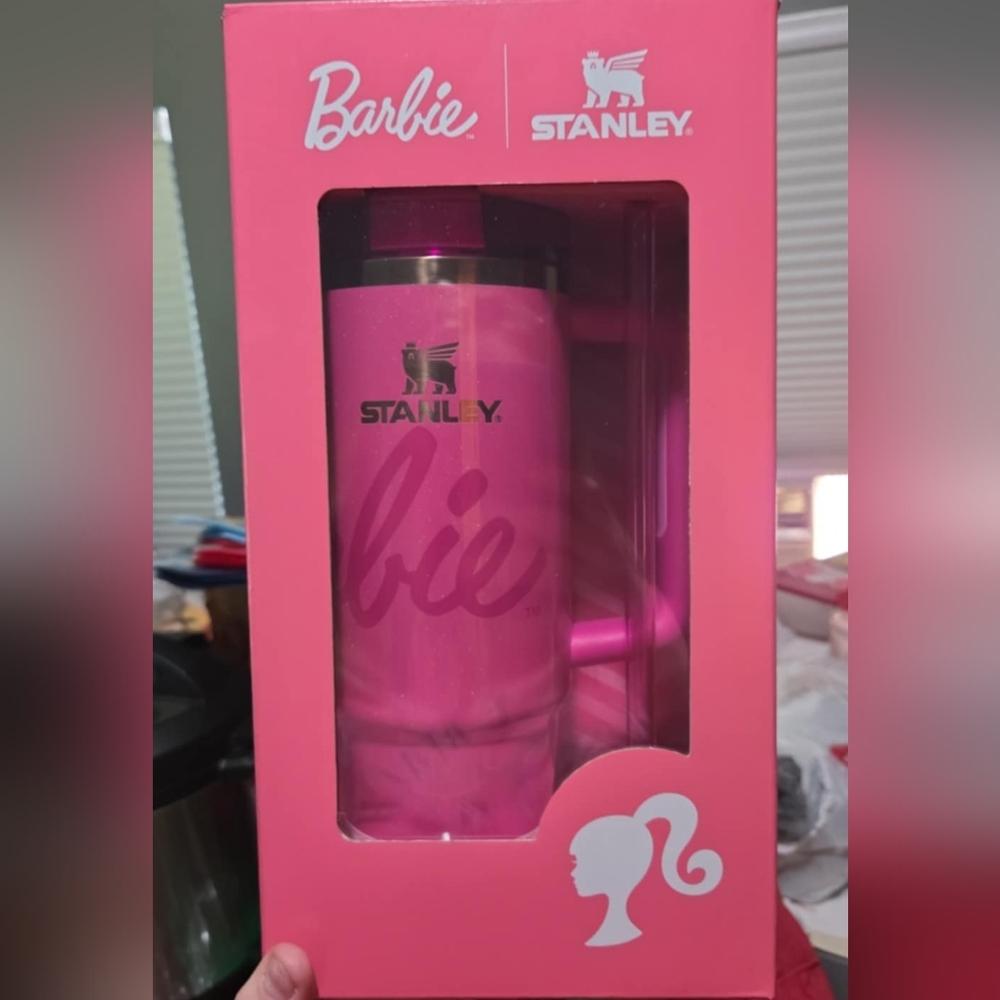 Stanley Vibrant Pink Tumbler
